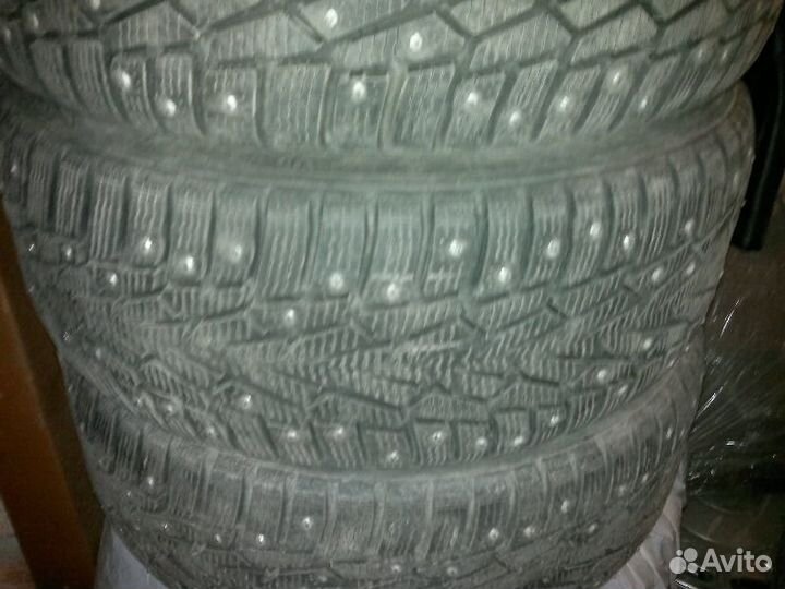 Nokian Tyres Hakkapeliitta 7 SUV 275/50 R20