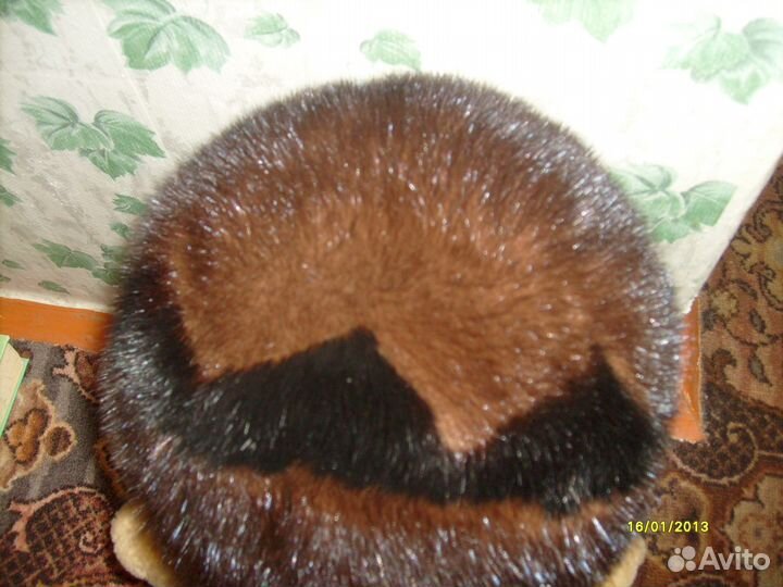 Шапки меховые зимние и вязанные