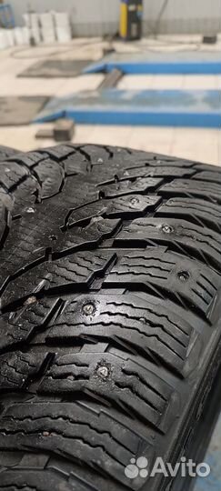 Nokian Tyres Hakkapeliitta 9 SUV 295/40 R21