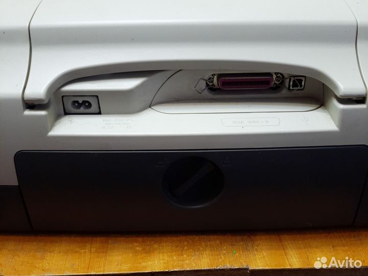 Цветной принтер HP 940c