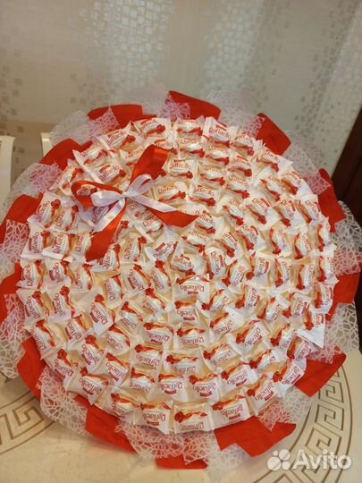 Съедобные букеты из Рафаэлло разных размеров