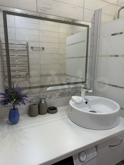 2-к. квартира, 63 м², 11/18 эт.