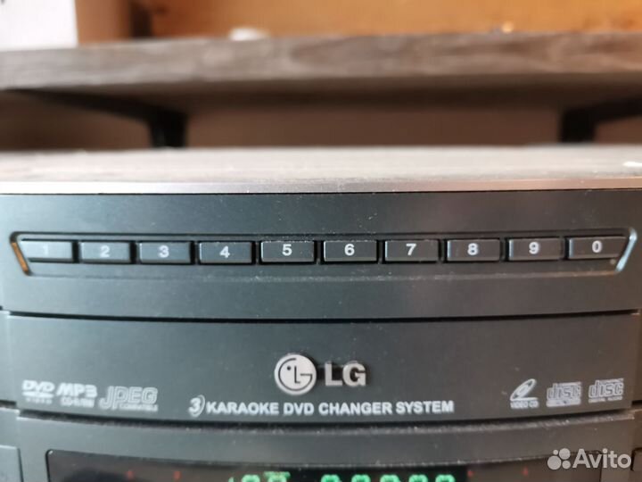 Музыкальный центр LG с караоке
