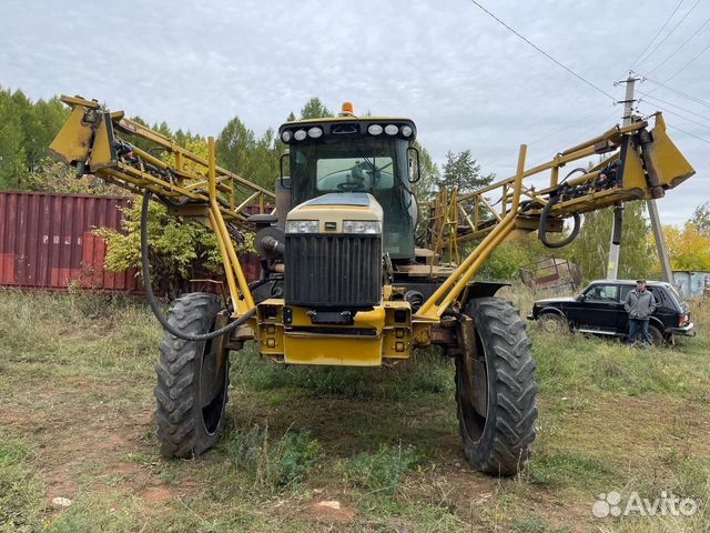 Опрыскиватель CHALLENGER RoGator, 2007