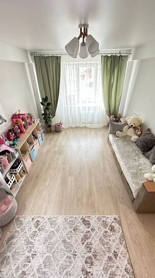 3-к. квартира, 82 м², 7/10 эт.