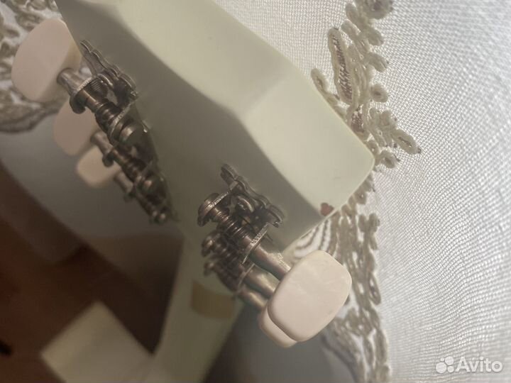 Акустическая гитара бу