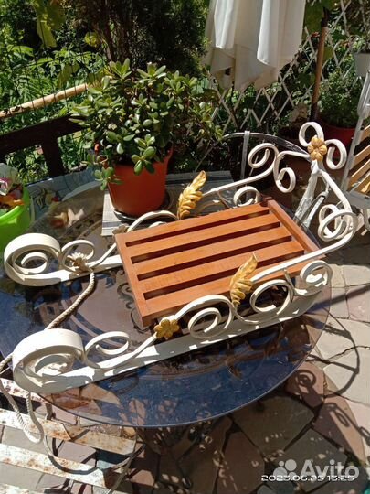 Сани декоративные