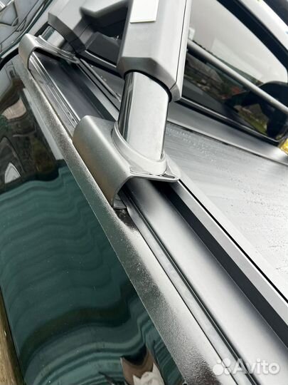 Крышка кузова роллета Toyota Hilux