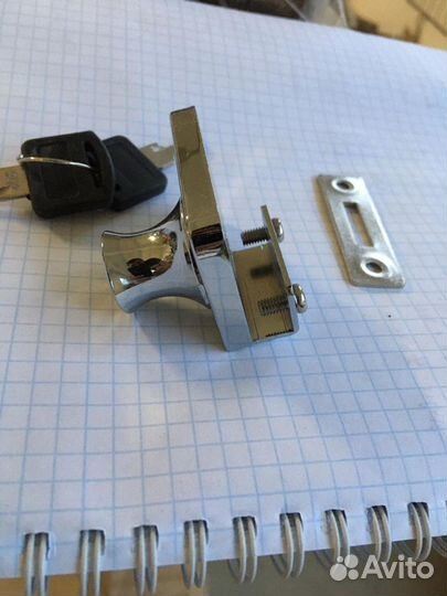 Замок для стеклянных дверей