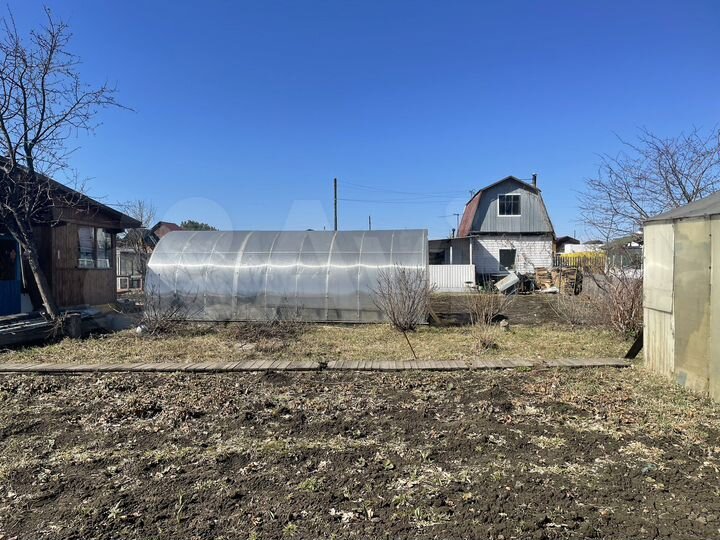 Дача 40 м² на участке 10 сот.