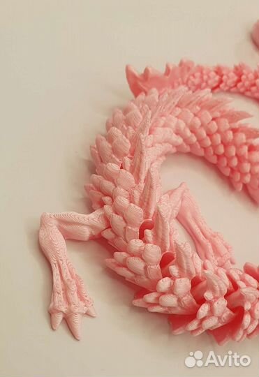 Дракон игрушка с усами