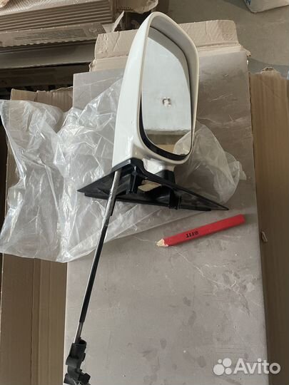 Зеркало левое на Volkswagen Passat b4