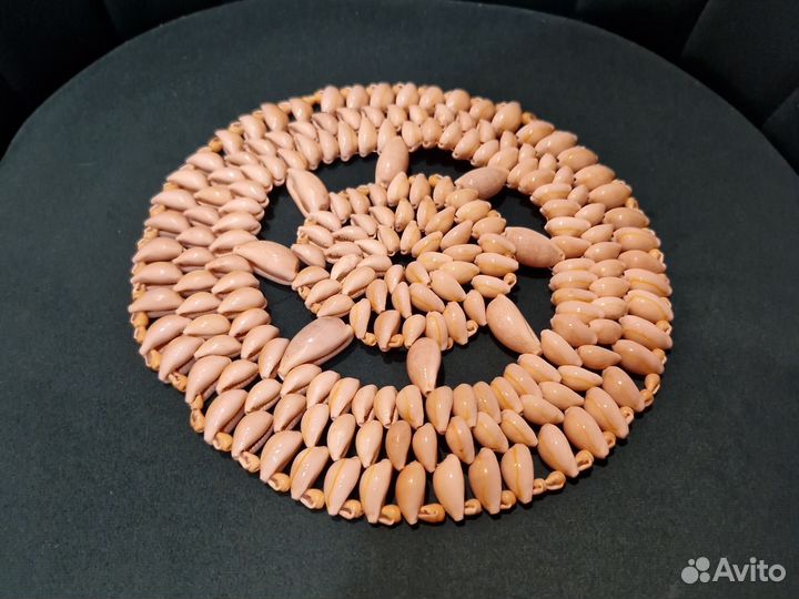 Салфетка из ракушек ручной работы