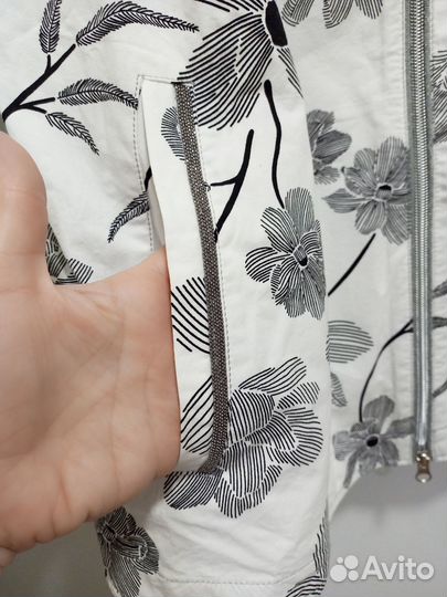 Ветровка новая размер 50-54, суперская