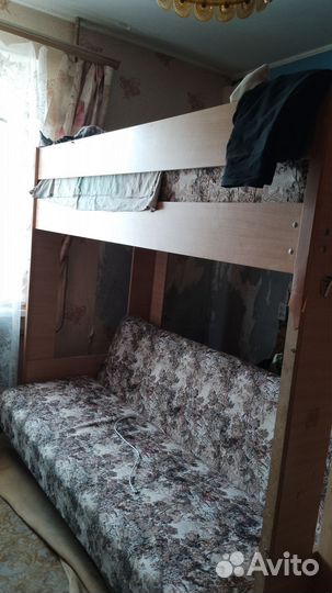Двухярусная кровать