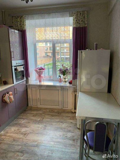 3-к. квартира, 79 м², 2/5 эт.