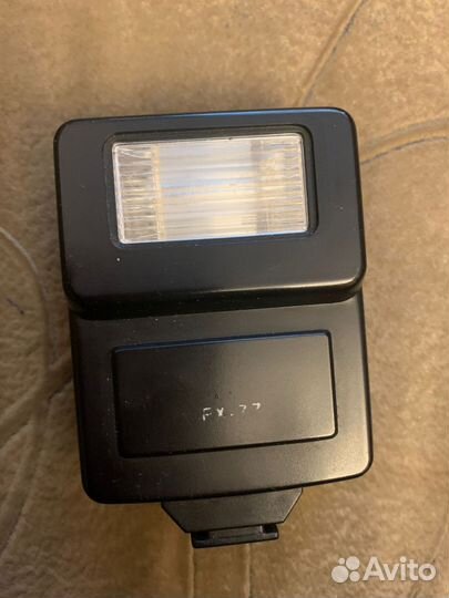 Плёночный фотоаппарат Зенит