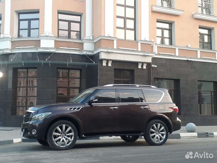 Infiniti QX56 5.6 AT, 2012, 200 000 км