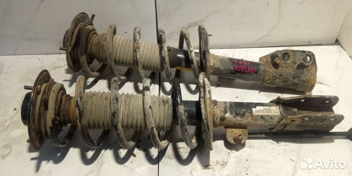 Амортизатор Opel Antara рест. L07 2013 95147608