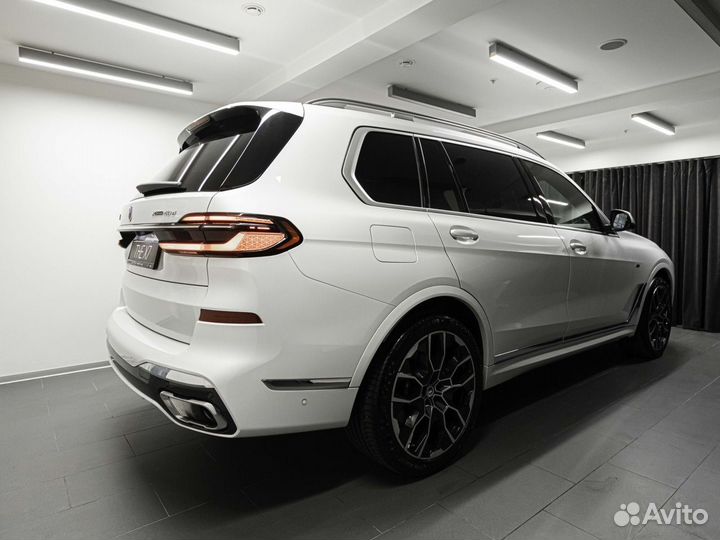 BMW X7, 2023