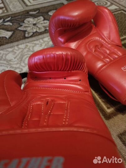 Боксерские перчатки 10 oz детские