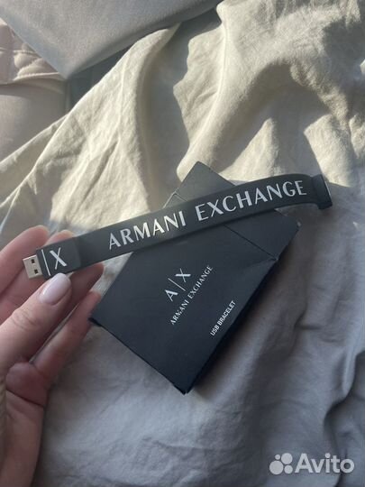 Браслет с флешкой 8гб Armani Exchange