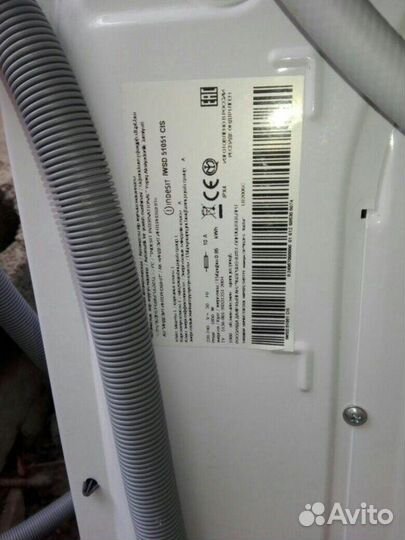 Стиральная машина на 5кг Indesit iwsd 51051