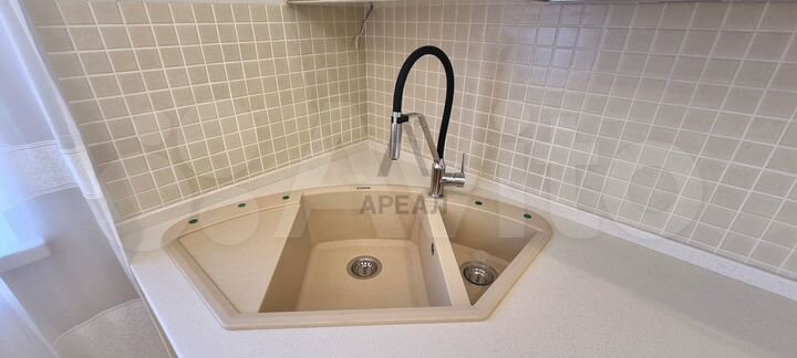 3-к. квартира, 94 м², 16/22 эт.