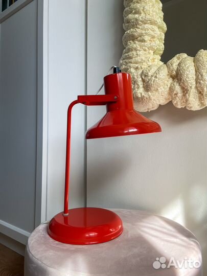 Лампа настольная металлическая винтаж СССР красная