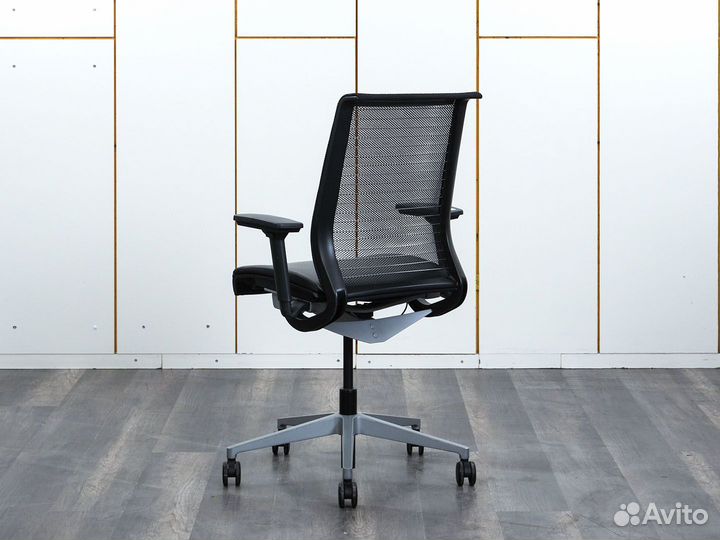 Офисное кресло для менеджера SteelCase Think США