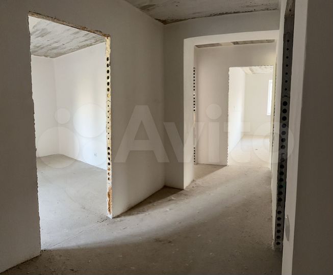 2-к. квартира, 68 м², 1/6 эт.