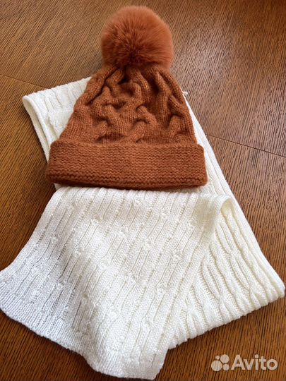 Шапка женская вязаная