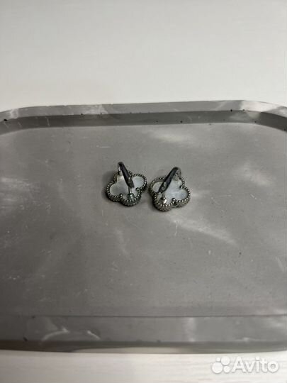 Серьги van cleef