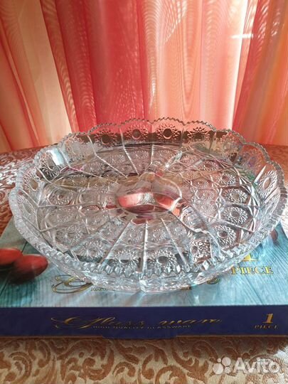 Менажница новая. Сервировка стола. Посуда