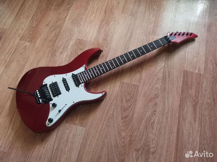 Электрогитара Yamaha Yg 512