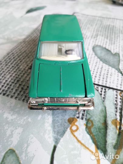 Модель автомобиля Москвич 426