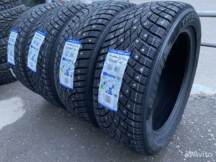 Triangle IcelynX TI501 225/50 R17 98T