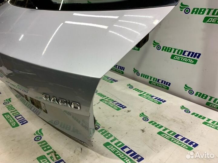 Крышка багажника в сборе задняя Skoda Rapid