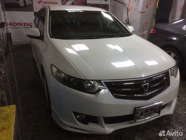 Крыло заднее правое Хонда Аккорд 8 поколение