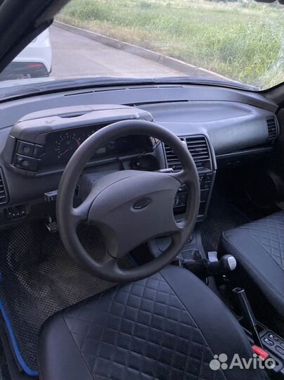 ВАЗ 2112 1.6 МТ, 2004, 80 800 км