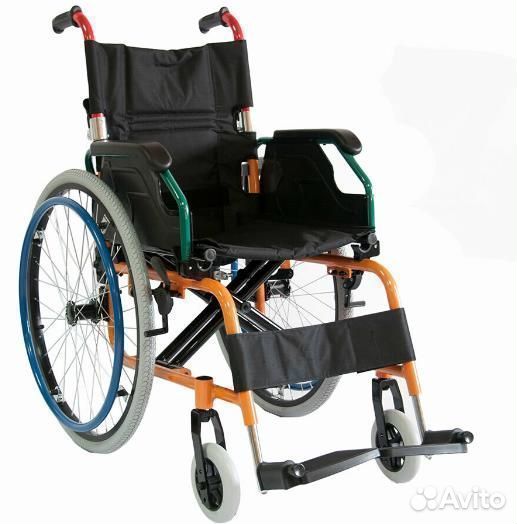 Кресло коляска детская с пневмо колесами FS980LA