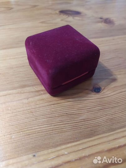 Коробка для ювелирных украшений