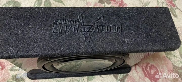 Активный сабвуфер в автомобиль