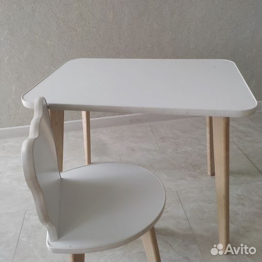 Детский стол и стул IKEA