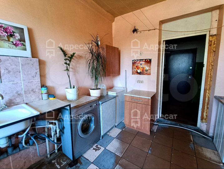 Комната 19 м² в 8-к., 5/5 эт.