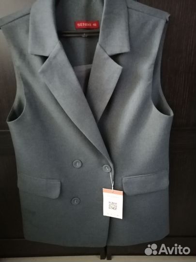 Жилетка женская