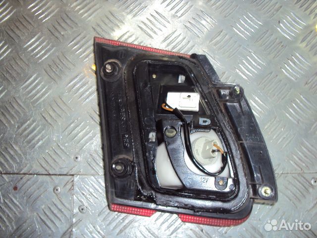 Фонарь Almera N16 (00-06) R внутр седан б/у