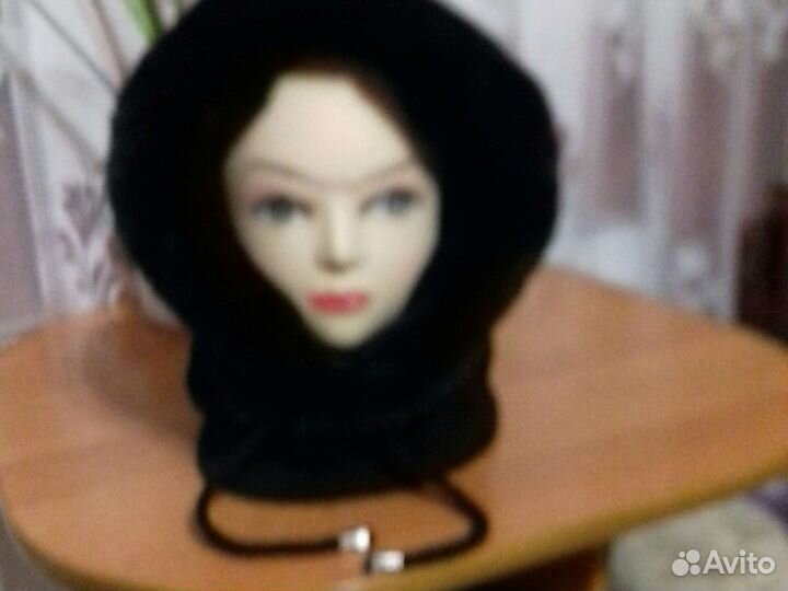 Капор зимний женский