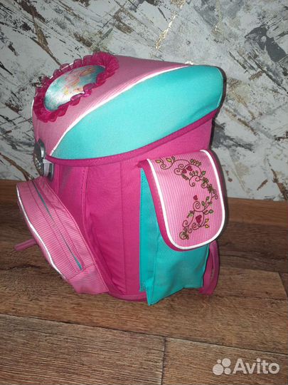 Школьный рюкзак