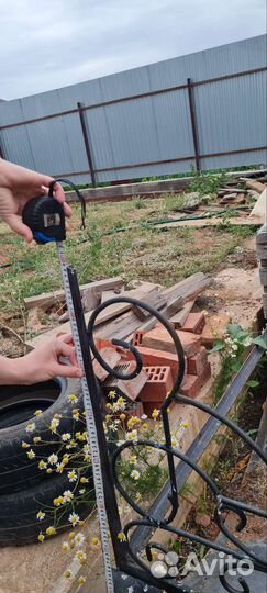 Козырёк металлический над дверным проемом